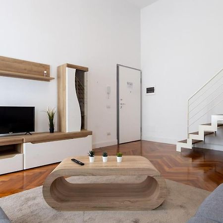 Loft2 Via Morosini Centro Varese - Ixihome Exteriér fotografie