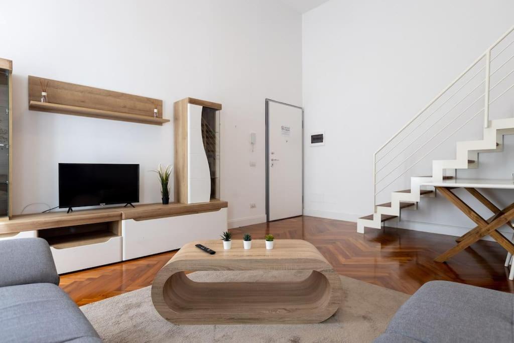 Loft2 Via Morosini Centro Varese - Ixihome Exteriér fotografie